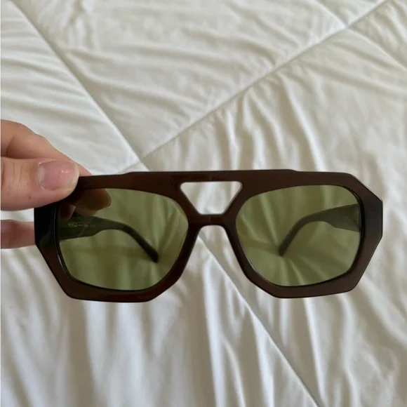 VEHLA Brown Frame Sunglasses with Olive Green Lenses - Picture 3 of 4